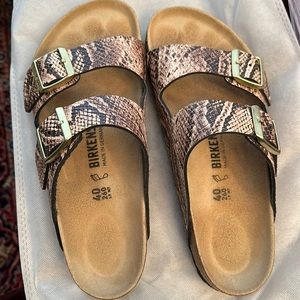 Birkenstock- Arizona size 40